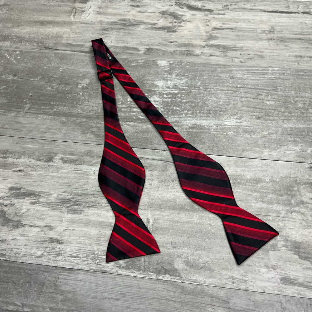 Hermoso Red &  Black Stripe Bowtie Bow Tie